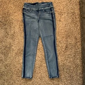 Rock & Republic pull on jeggings